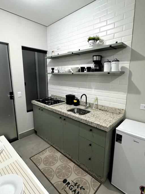 Apartamento 8- Prox Uel E Shop Catuai Londrina